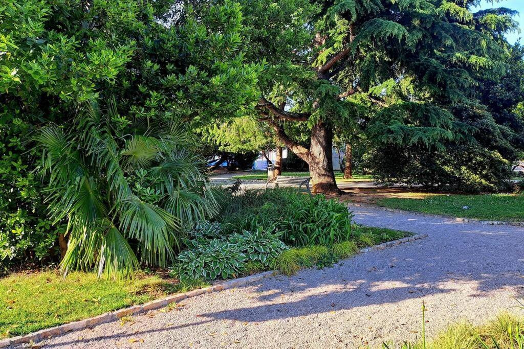 Apartamento Ellity Crikvenica Exterior foto