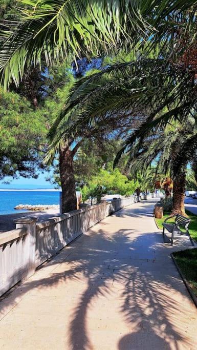 Apartamento Ellity Crikvenica Exterior foto