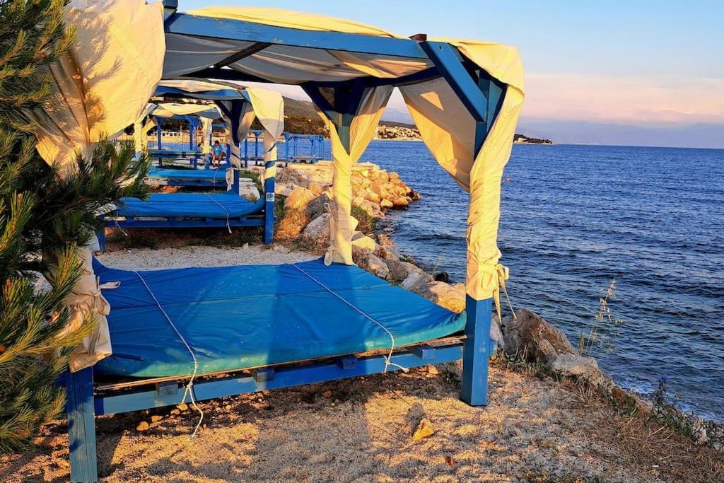 Apartamento Ellity Crikvenica Exterior foto