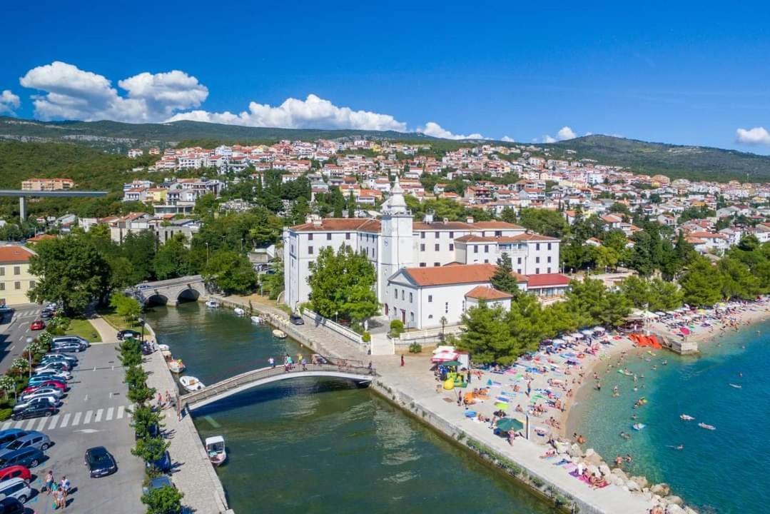 Apartamento Ellity Crikvenica Exterior foto