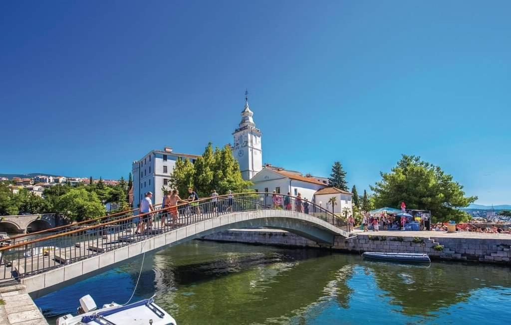 Apartamento Ellity Crikvenica Exterior foto